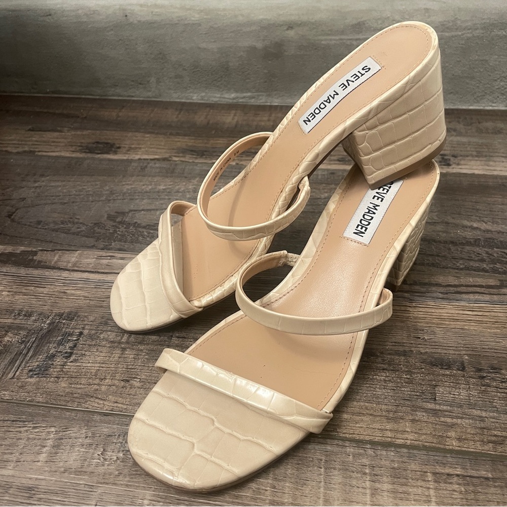 Steve Madden Issy Croc Sandals